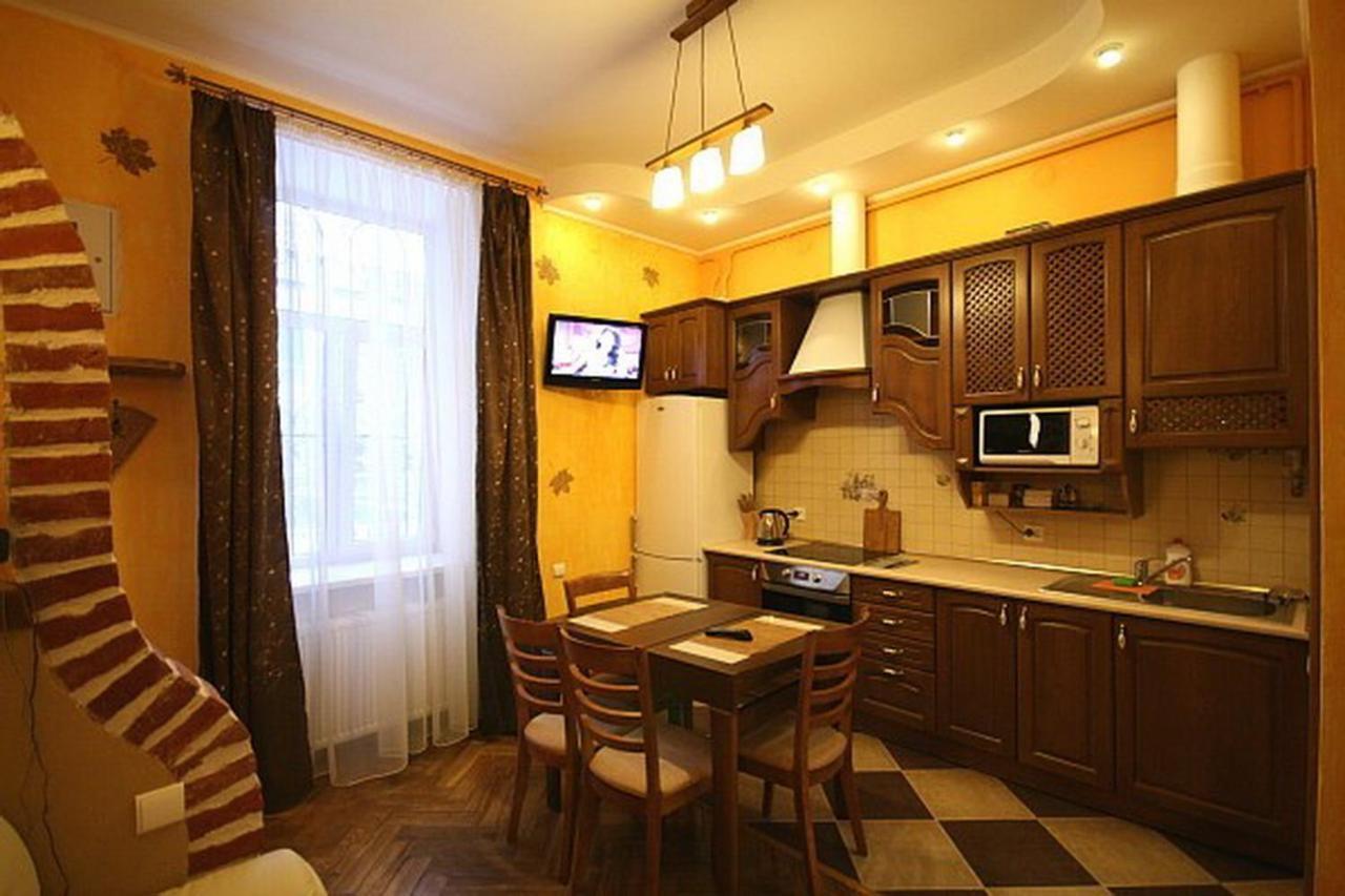 Park And Opera Apartments 리비프 외부 사진